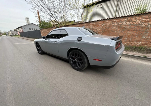 Dodge Challenger cena 129000 przebieg: 37000, rok produkcji 2021 z Nieszawa małe 154